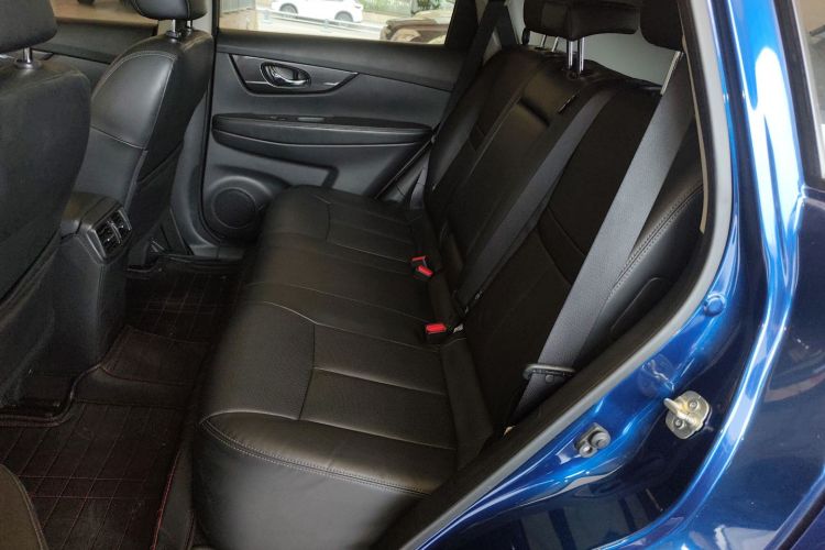 日产 奇骏 2017款 2.0L CVT舒适版 2WD中控内饰21