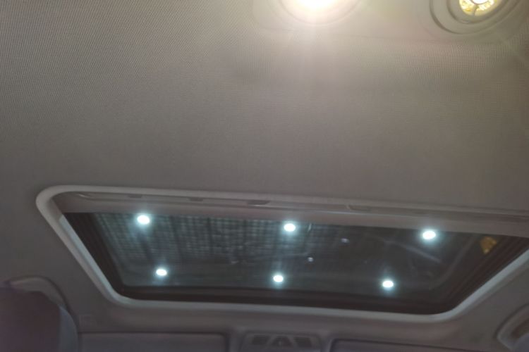 宝马3系 2018款 320Li 领先型M运动套装中控内饰22