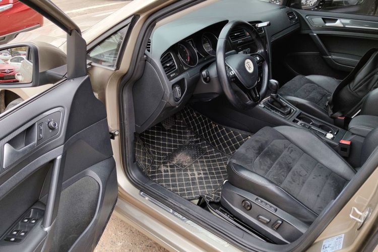 大众 高尔夫 2018款  230TSI 自动豪华型中控内饰7003