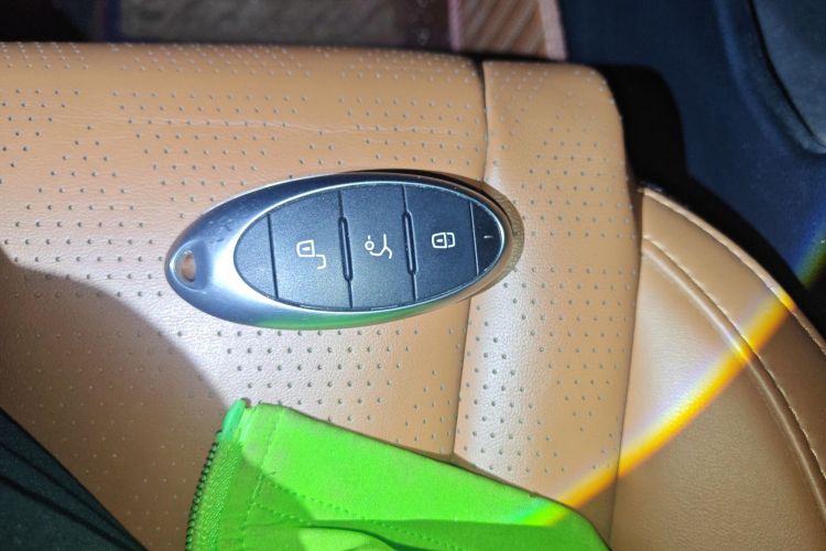 奔腾T99 2022款 20TD 自动运动尊享型中控内饰11