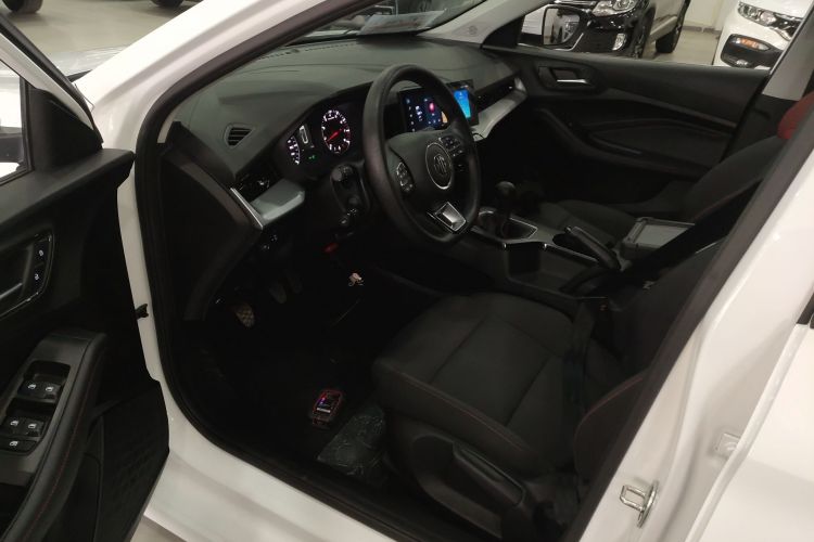 名爵 MG5 2023款 180DVVT 手动风尚版中控内饰7003