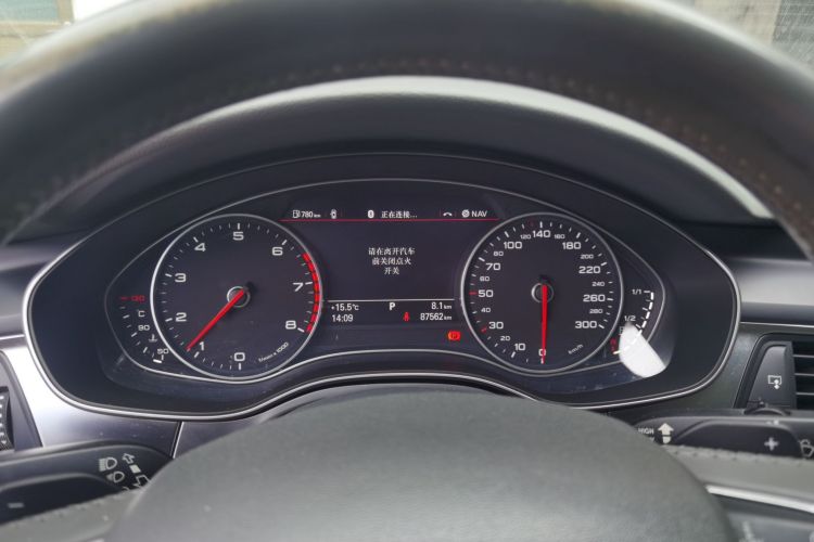 奥迪A6L 2014款 30 FSI 豪华型中控内饰14