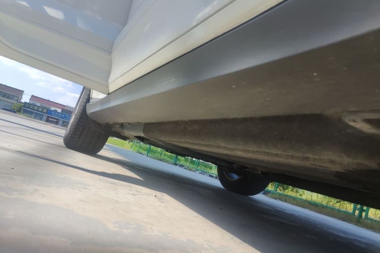 保时捷 2014款 Macan 2.0T机舱底盘29