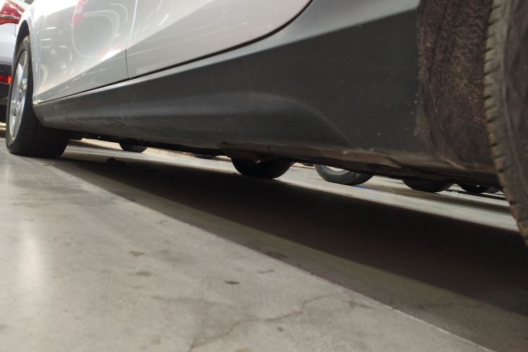 沃尔沃V40 2015款 Cross Country T5 AWD 智雅版机舱底盘30