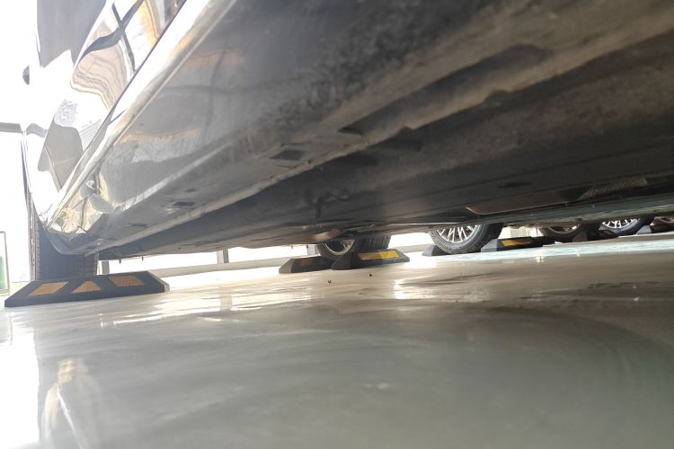 红旗H5 2023款 1.5T DCT智联旗韵版局部细节9001