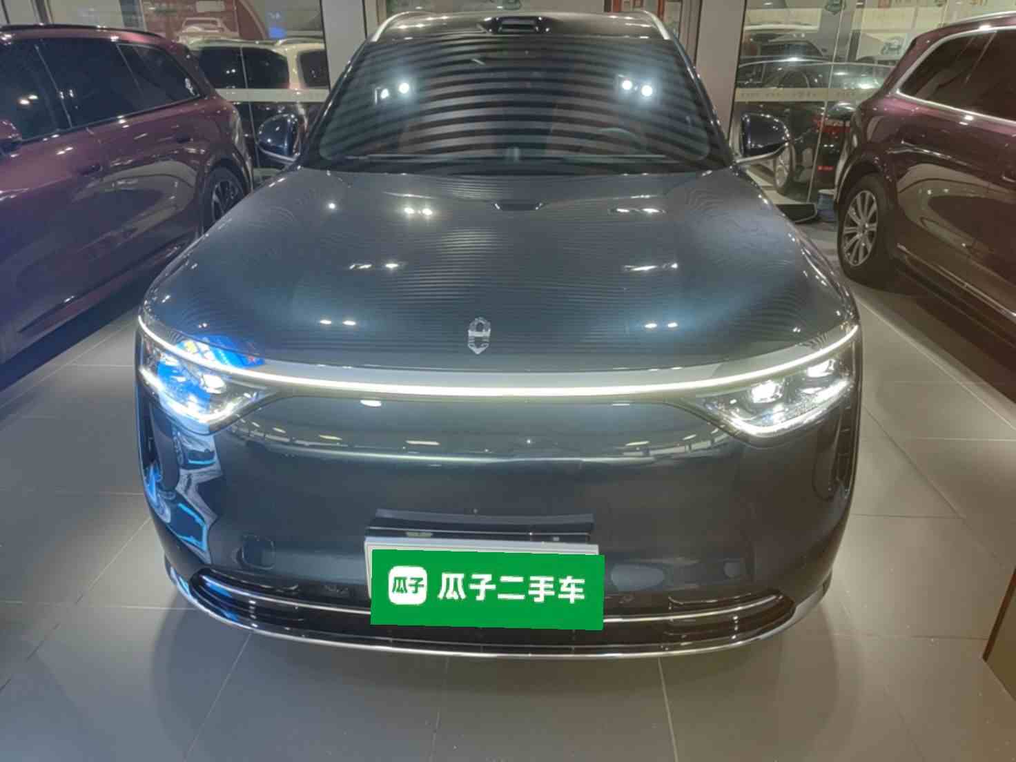 鸿蒙智行 问界M8 2025款 增程 Max+版 53.4kWh 6座版 (192线激光雷达）(1)