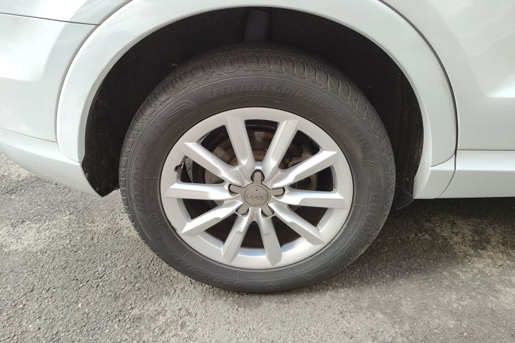 奥迪Q3(进口) 2012款 35 TFSI quattro 舒适型车身外观6008