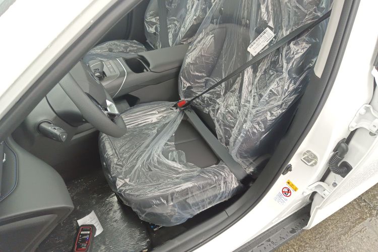 长安 逸动 2025款 蓝鲸 1.5T 500Bar尊贵型局部细节19