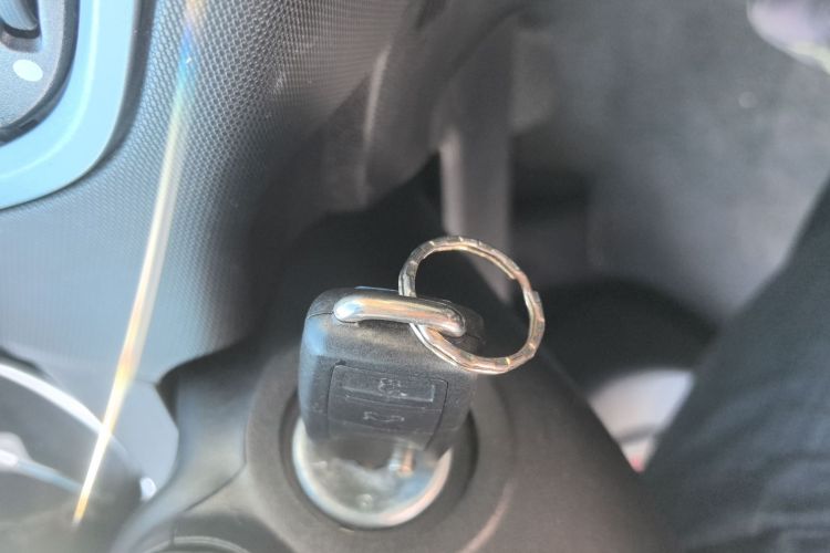 福特 嘉年华 2013款 两厢 1.5L 自动时尚型中控内饰11