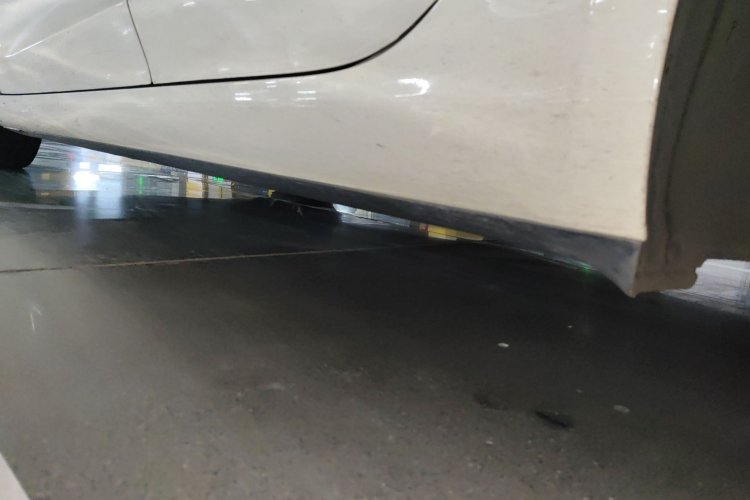 特斯拉 Model 3 2020款 标准续航后驱升级版局部细节9003