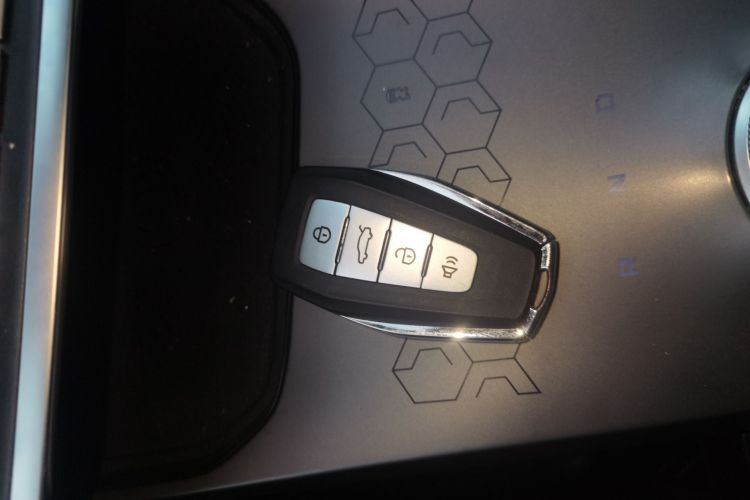 吉利几何C 2020款 甄选续航版 550KM C++ Pro中控内饰7001