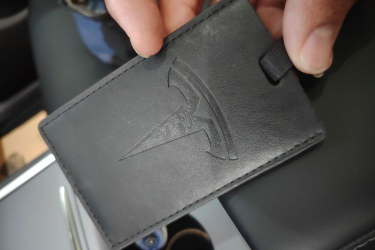 特斯拉 Model Y 2022款 改款 后轮驱动版中控内饰7001