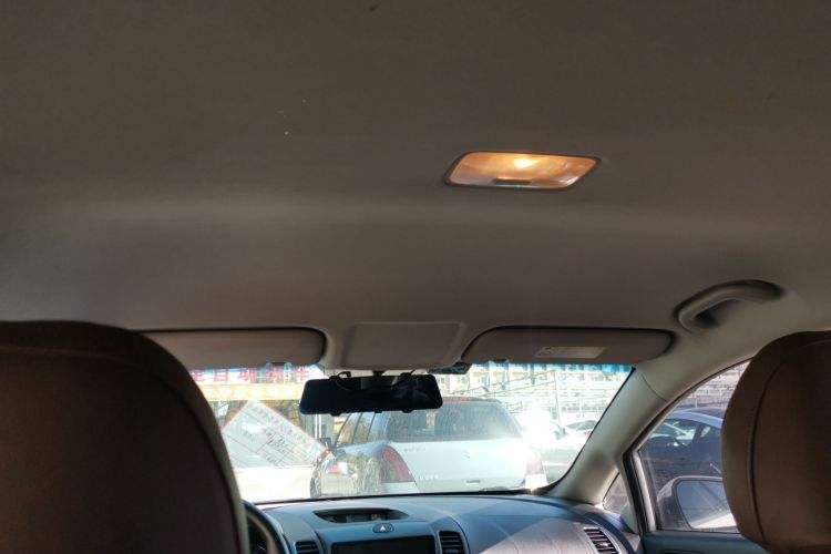 起亚K3 2016款 1.6L 手动GL中控内饰22