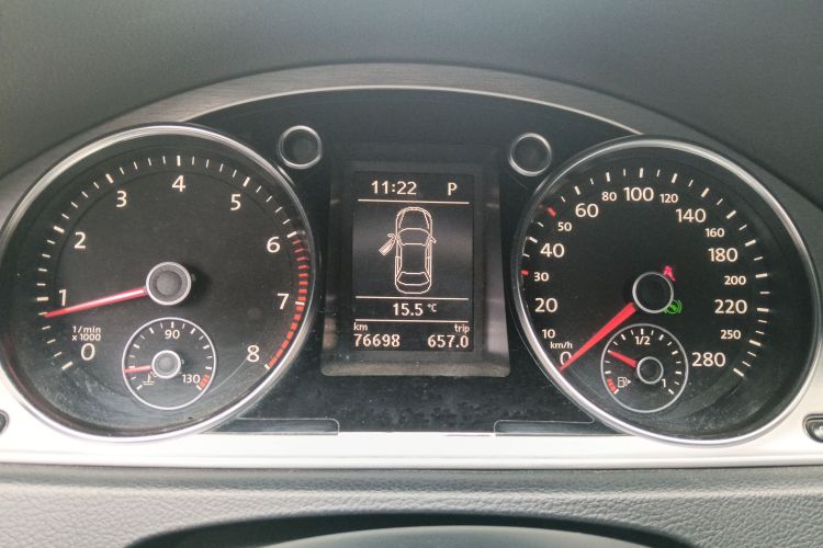 一汽-大众CC 2013款 1.8TSI 尊贵型中控内饰14