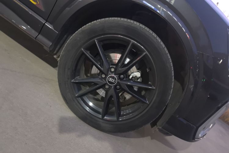 奥迪Q2L 2022款 35 TFSI 进取动感型车身外观10