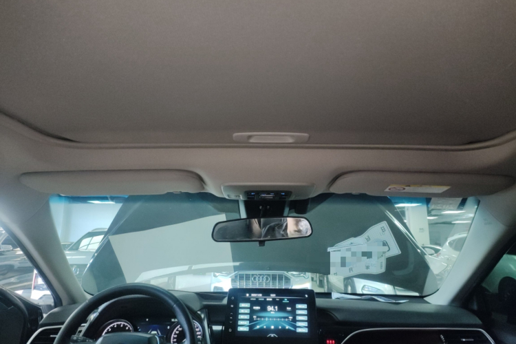 丰田 凯美瑞 2021款 2.0G 豪华版中控内饰22