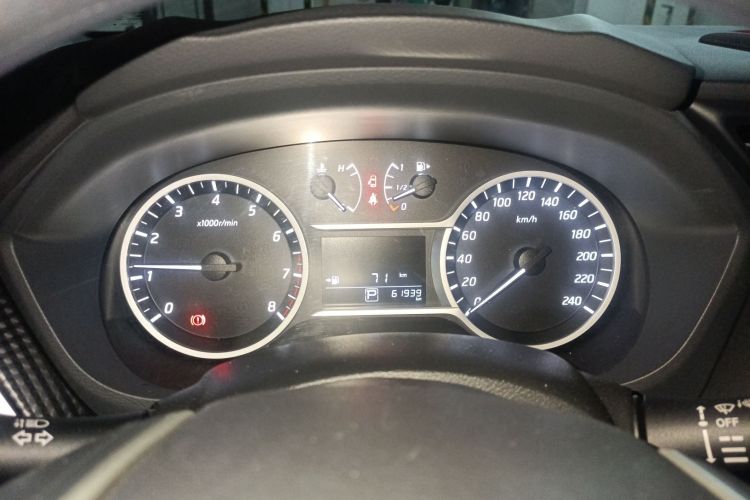 日产 蓝鸟 2019款 1.6L CVT智联智酷版 国V中控内饰14