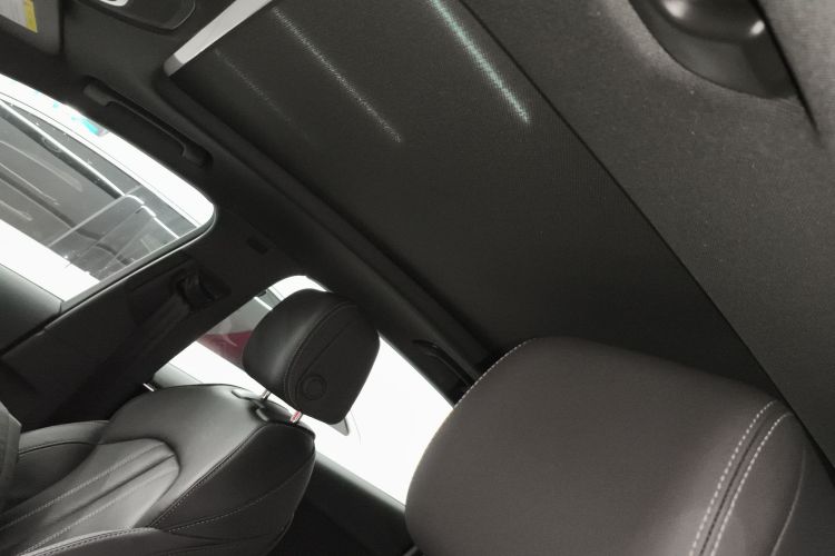 奥迪A4L 2024款 40 TFSI quattro RS套件燃速型局部细节22