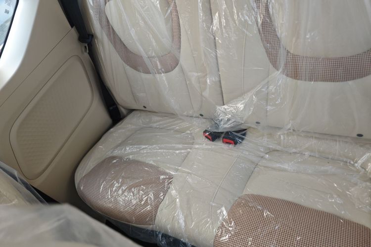 五菱汽车 宏光MINIEV 2024款 第三代 215km 青春版中控内饰21