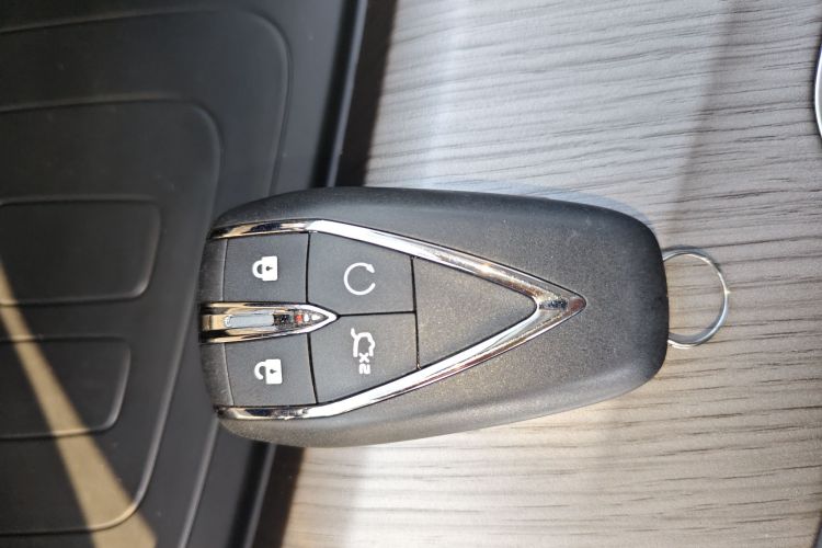 长安X7 PLUS 2024款 1.5T 自动尊崇型 7座中控内饰11