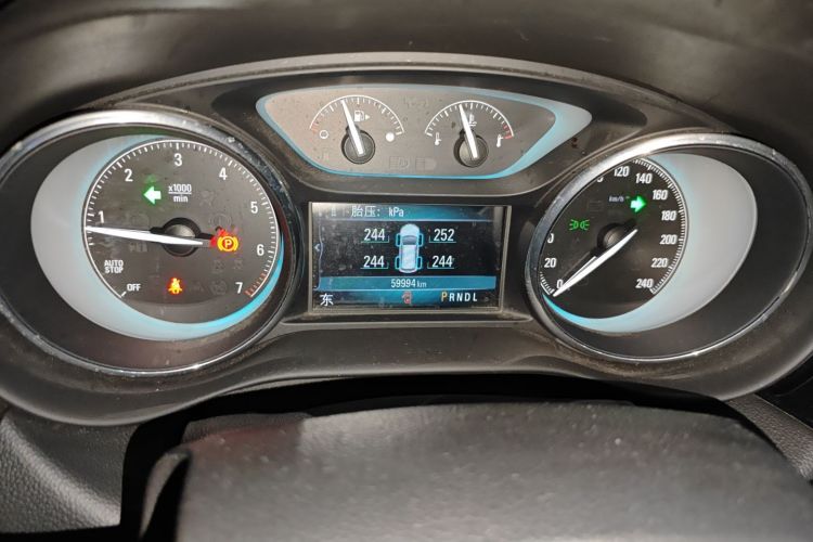 别克 昂科威 2014款 28T 四驱精英型中控内饰15