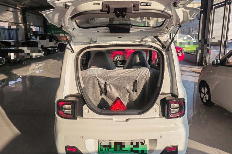 吉利银河 2024款 熊猫mini 200km 耐力熊局部细节23