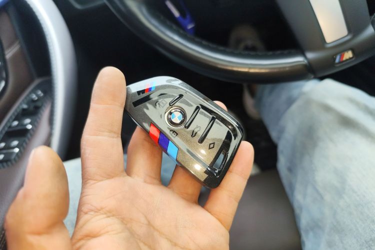 宝马3系 2019款 320i M运动套装中控内饰11