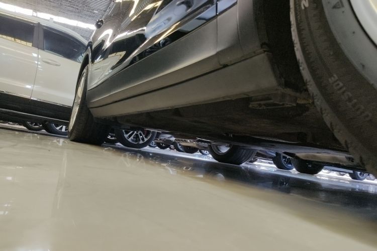 保时捷 Cayenne新能源 2021款 Cayenne E-Hybrid 2.0T局部细节9001