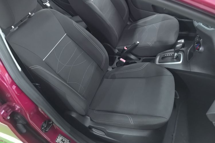 福特 嘉年华 2013款 两厢 1.5L 自动时尚型局部细节41