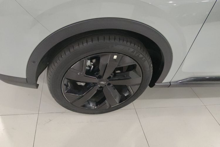 福特 领睿新能源 2025款 尊领型PLUS车身外观6007