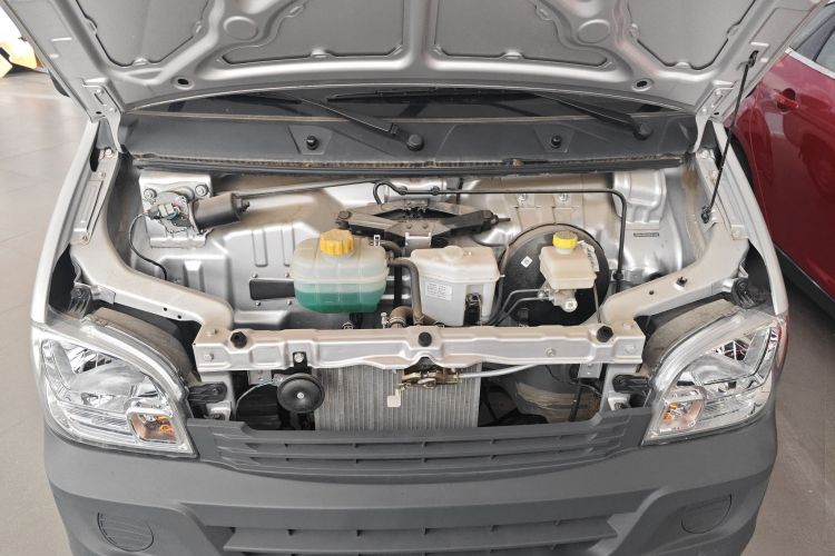 五菱汽车 五菱之光 2023款 1.5L 实用型 5/7座局部细节24