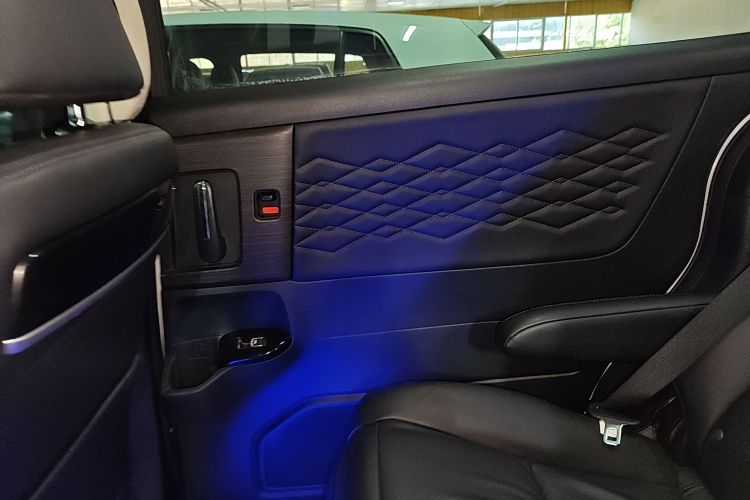 本田 艾力绅 2024款 2.0L e:HEV 豪华版中控内饰7008