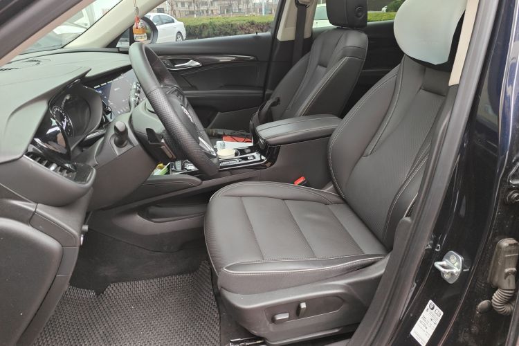 别克 2022款 昂科威Plus 652T 五座四驱豪华型中控内饰19