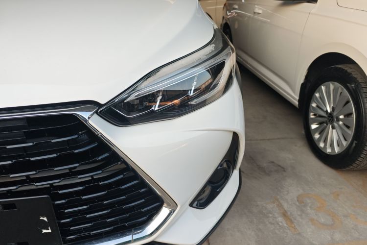 丰田 YARiS L 致炫 2021款 致炫X 1.5L CVT领先版局部细节36