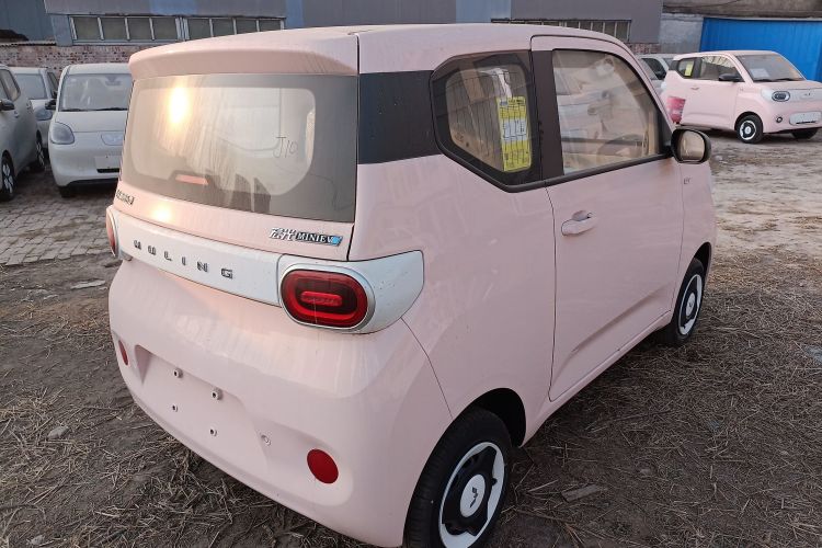 五菱汽车 宏光MINIEV 2024款 第三代 215km 青春版车身外观6005