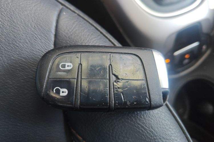 Jeep 指南者 2017款 200T 自动家享版中控内饰7001