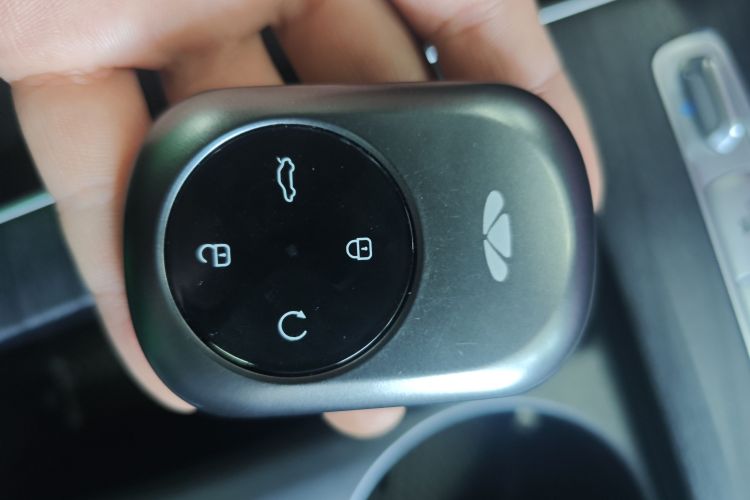 奇瑞 风云A8L 2025款 1.5TGDI 145km 豪华型中控内饰7001