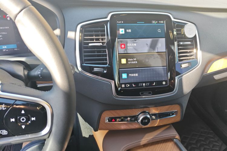 沃尔沃XC90 2024款 B6 智逸豪华版 7座中控内饰16