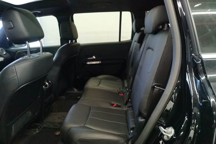 奔驰EQB 2022款 EQB 260中控内饰7004