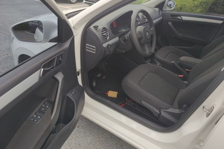 大众 捷达 2015款 1.6L 自动舒适型中控内饰20