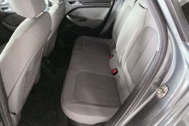 奥迪A3 2020款 Sportback 35 TFSI 时尚型 国VI中控内饰7004