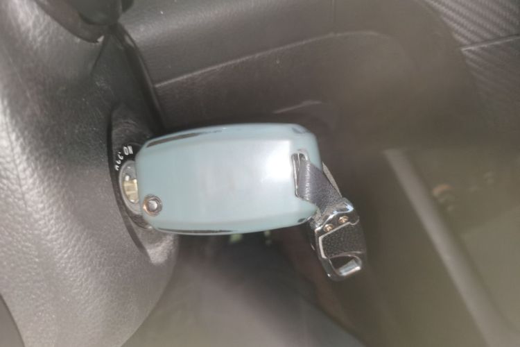 起亚K3 2016款 1.6L 手动GL中控内饰11