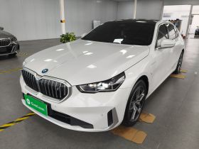 宝马i5 2024款 eDrive 35L  豪华套装