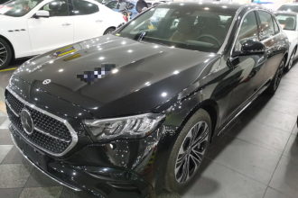 奔驰E级 2024款 改款 E 300 L 时尚运动型
