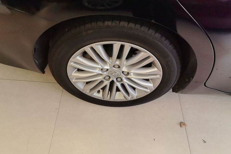 雷克萨斯ES 2016款 200 Midnight特别限量版车身外观6008