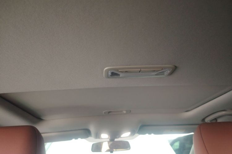 长安 逸动 2024款 PLUS 蓝鲸NE 1.4T GDI DCT高能版局部细节22