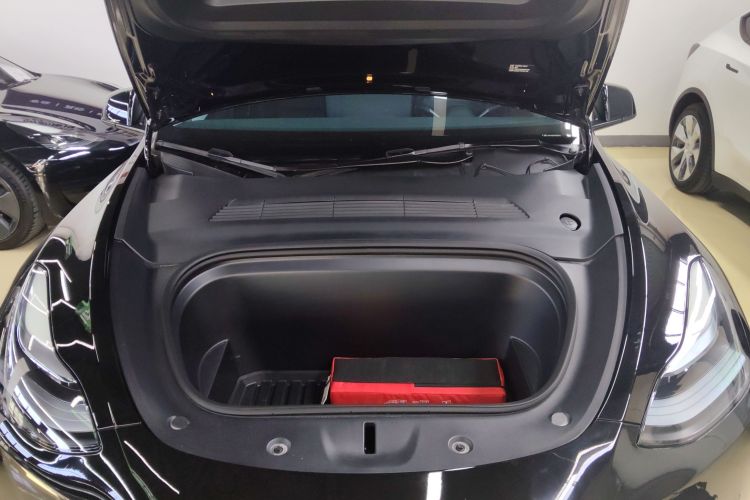 特斯拉 Model Y 2023款 长续航全轮驱动版局部细节24