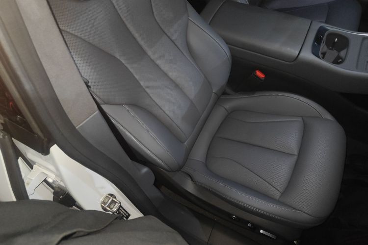 小鹏P7+ 2024款 超长续航 Max局部细节41