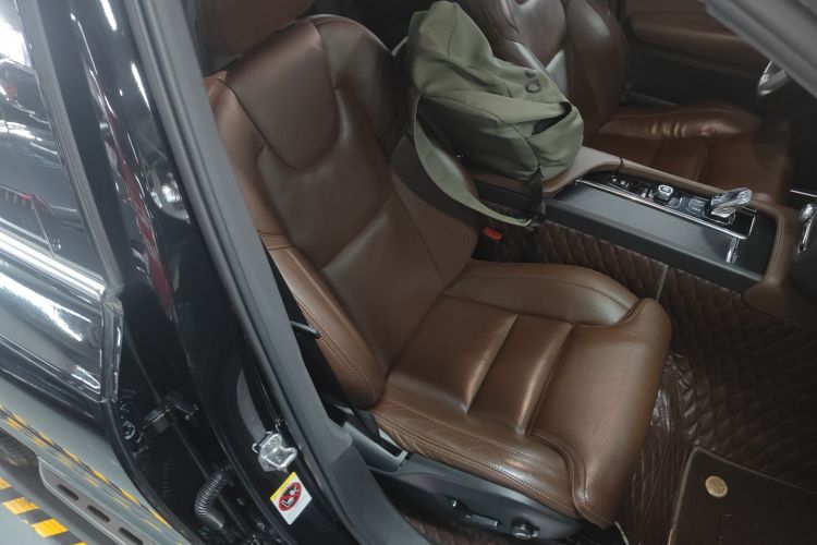 沃尔沃XC90 2021款 B6 智雅豪华版 7座局部细节41