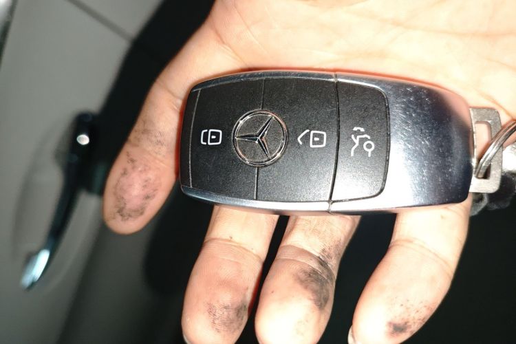 奔驰C级 2019款 改款 C 260 L 运动版中控内饰7001